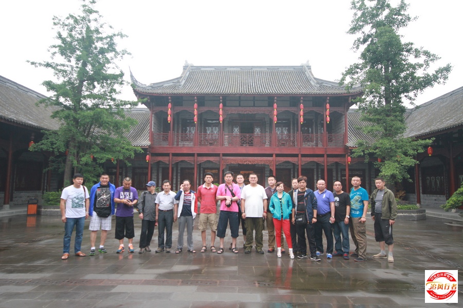 140222ahdwnwwv9hdyom9d.jpg