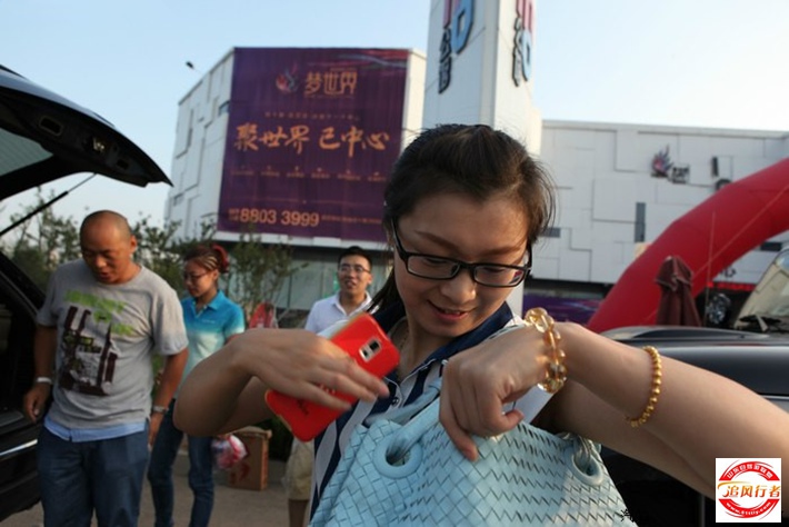500_59153310-8630-m9k8-68tc-n201a7dl7ntt.jpg