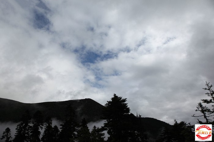 500_57449140-8692-de5c-fmh7-n202a75gtee7.jpg