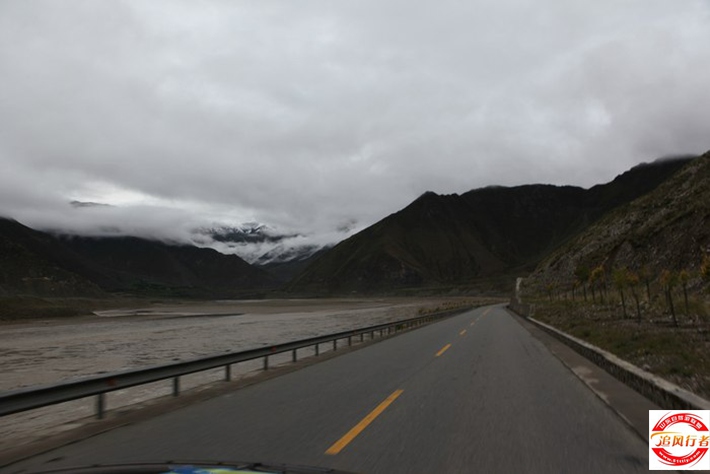 500_12570310-8102-ek83-715m-n201am13bnc7.jpg