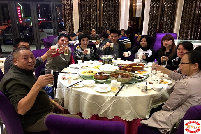 8DCE53AA4D497A0E588D4581913DB3AB.jpg