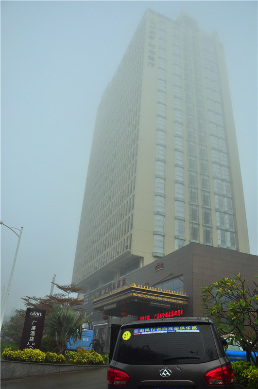 Ƭ 977_.jpg