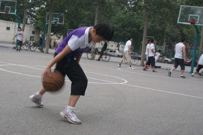 3v3Բ ž