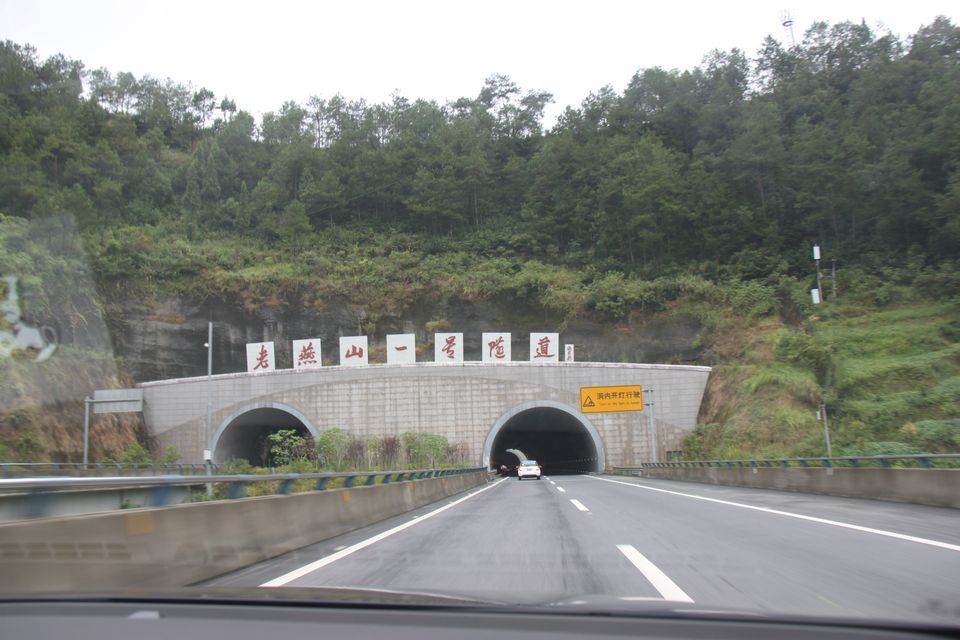 Qo1UOtQi.jpg