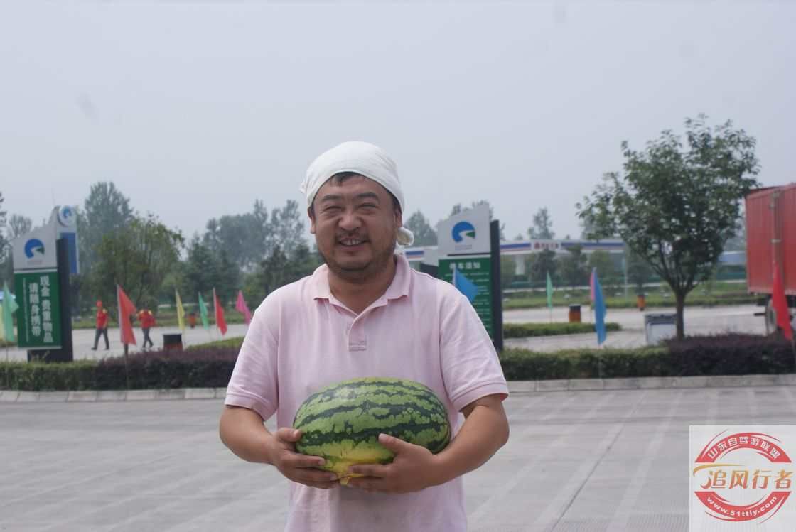 yLEb0rlW.jpg