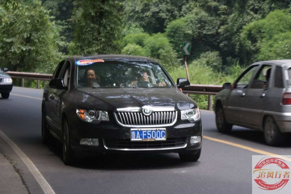 GgJEzLQr.jpg