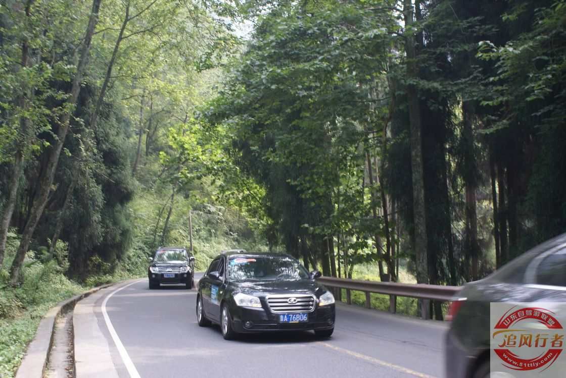 DLBc9zsl.jpg