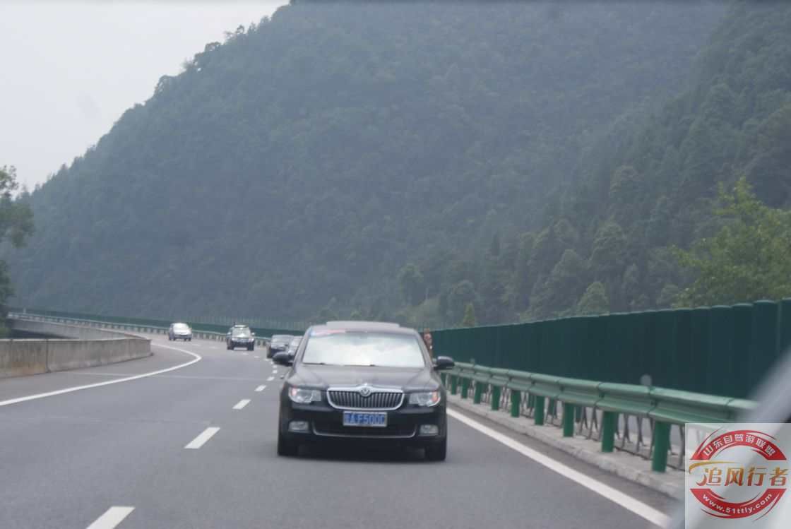 d8XndiOK.jpg