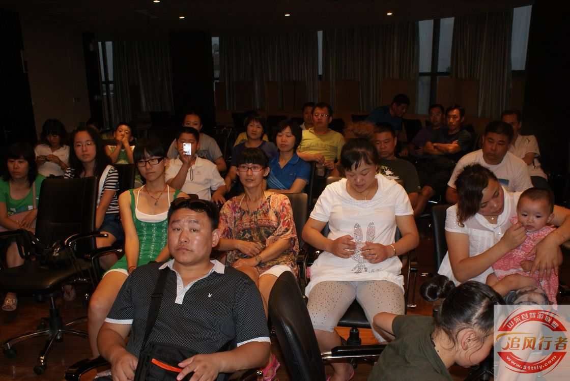 OvGaze43.jpg