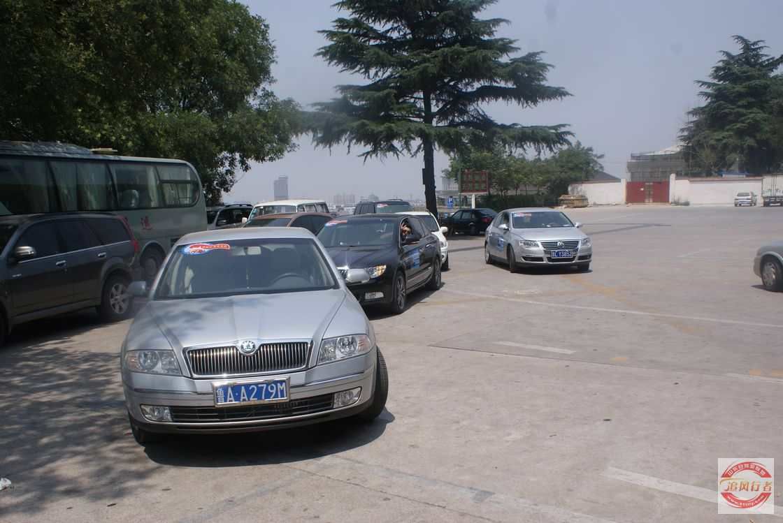 iJBAB7uv.jpg