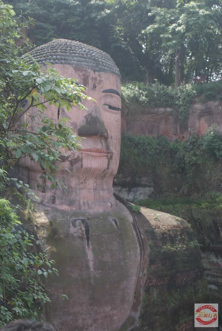 mAHAuw1V.jpg