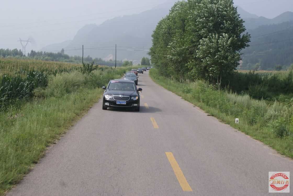 GlNm6qRv.jpg