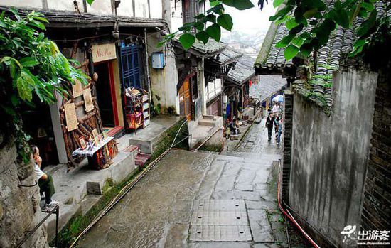 自驾游哪些地方好玩?国内自驾游经典线路推荐